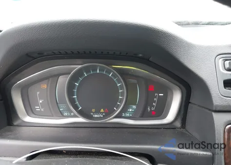 2014 Volvo S80 3.2 from USA, damaged, VIN YV1952AS7E1178567